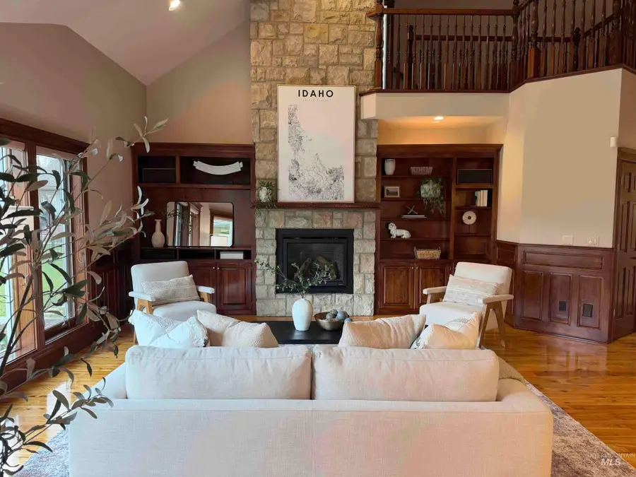 5280 N Lakemomt Ln, Garden City, ID 83714 - #2