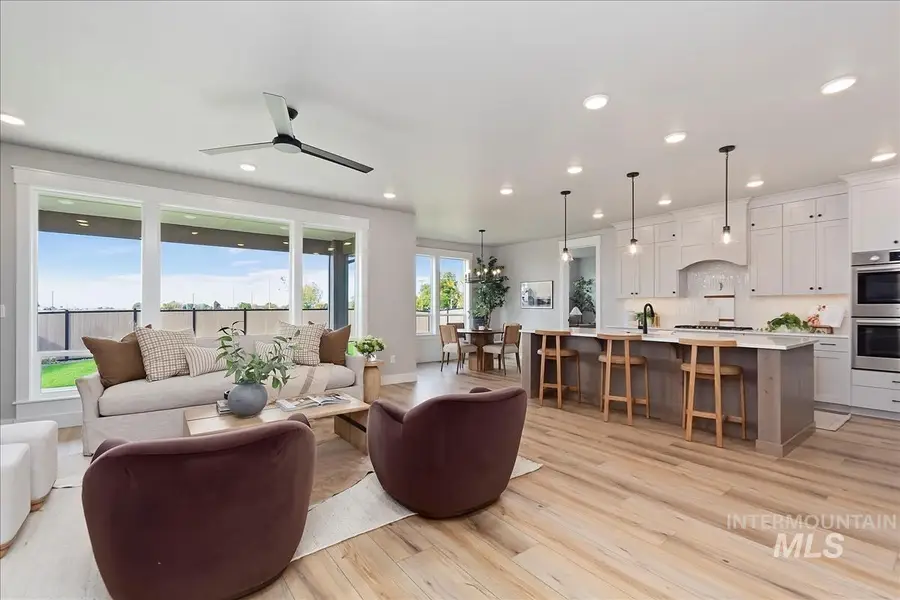 4615 N Alameda Creek Ave, Meridian, ID 83646 - #3