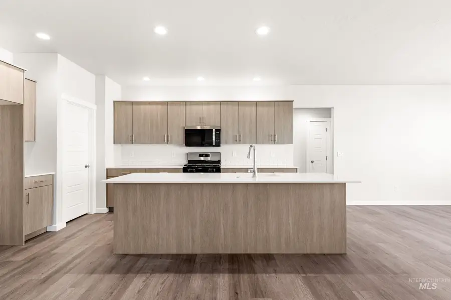 5186 E Phelps Lake Dr, Nampa, ID 83687 - #3