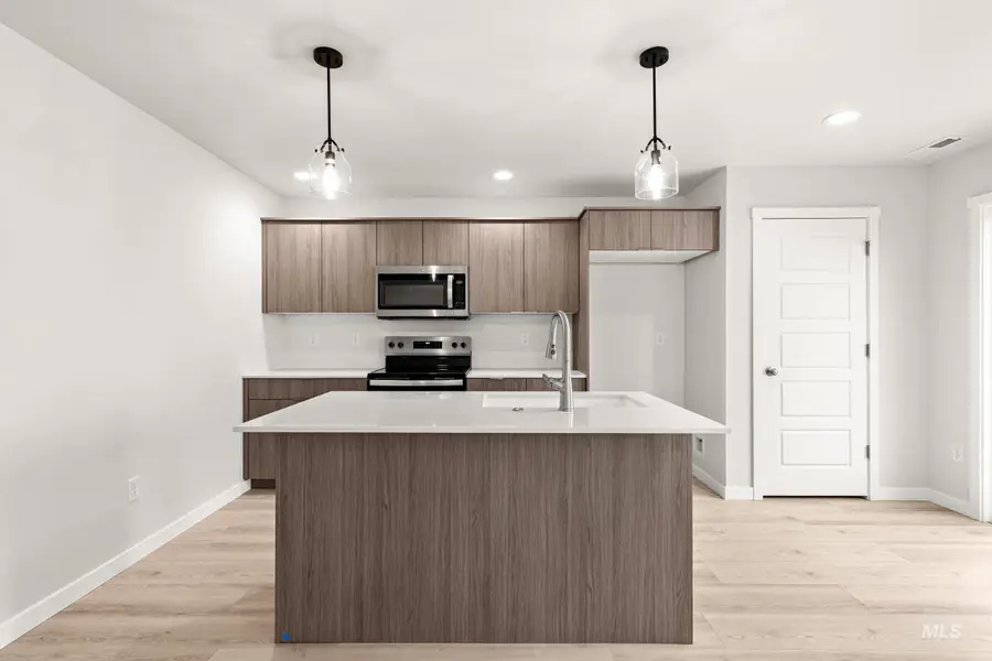 10818 Rutland St, Caldwell, ID 83605 - #3