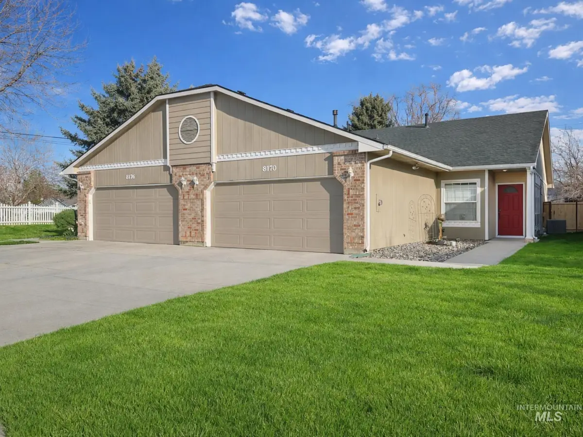 8170 W Beckton Ln, Garden City, ID 83714 - #1