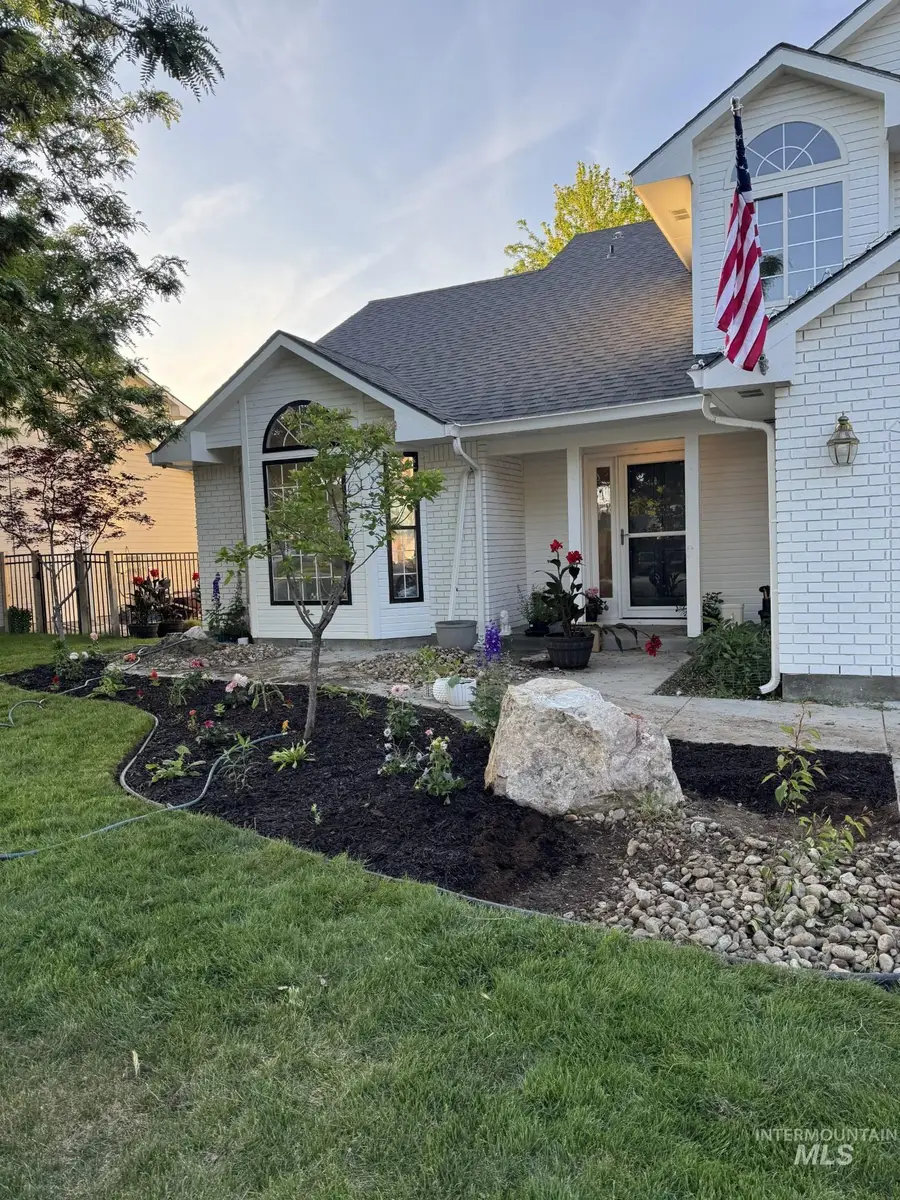 1120 W Clarinda Dr, Meridian, ID 83642 - #2
