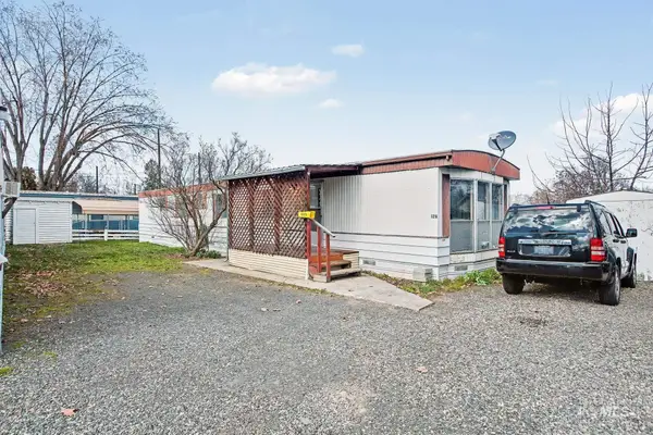 631 Preston Ave #12B, Lewiston, ID 83501