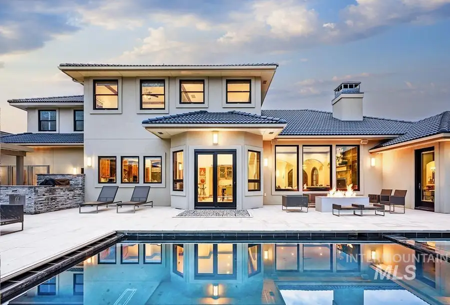 547 E Orion Ct, Boise, ID 83702 - #3