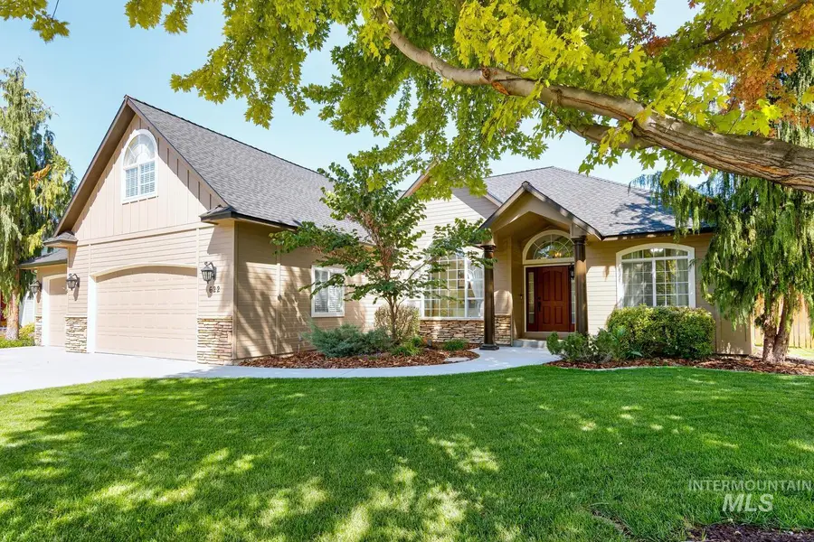 622 W Highland Avenue, Nampa, ID 83686 - #2