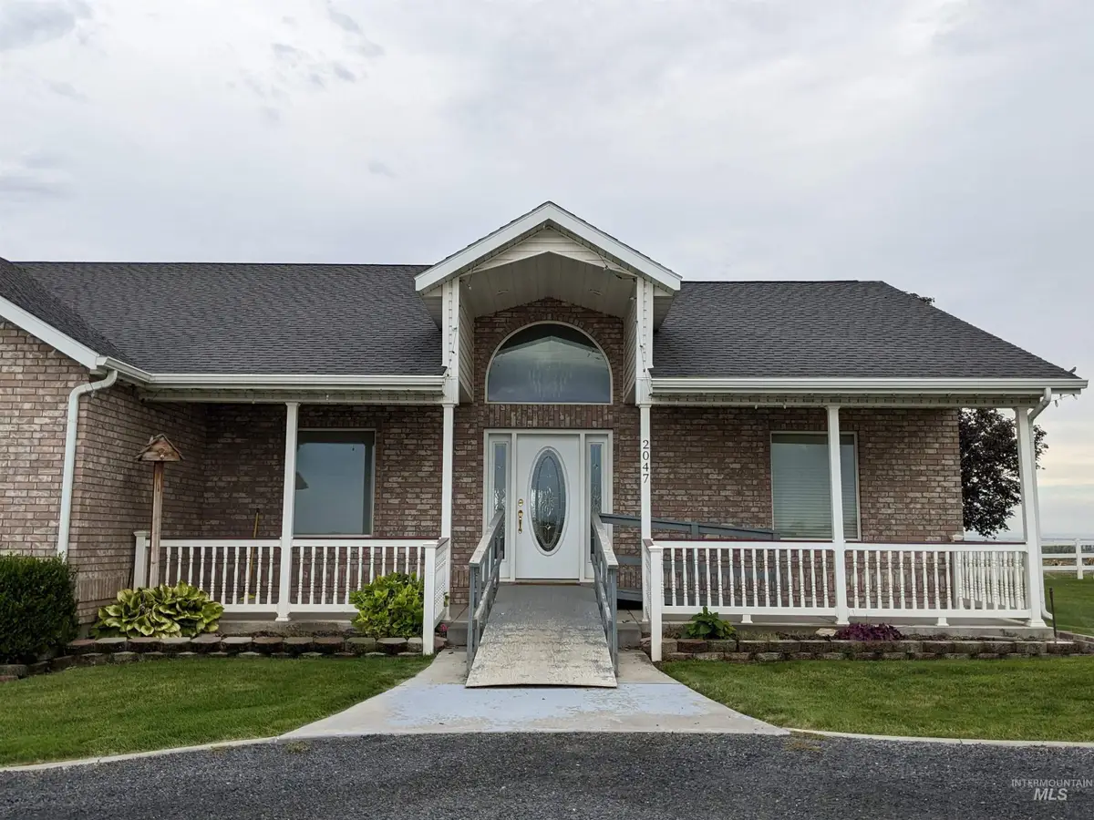 2047 E 2975 S, Wendell, ID 83355 - #1