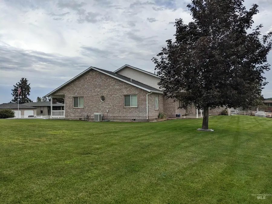 2047 E 2975 S, Wendell, ID 83355 - #3