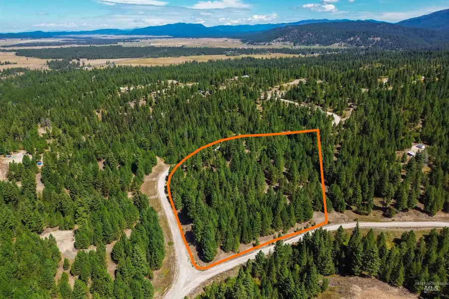 47 Coit Dr, Cascade, ID 83611 - #2