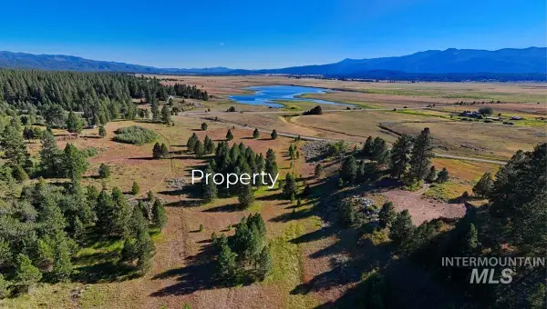 2 Joshua Drive, Cascade, ID 83611