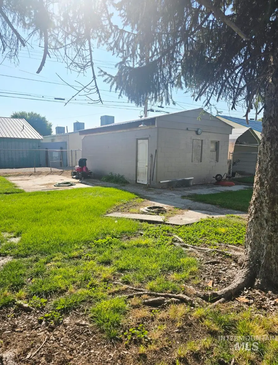 1051 Almo, Burley, ID 83318 - #2