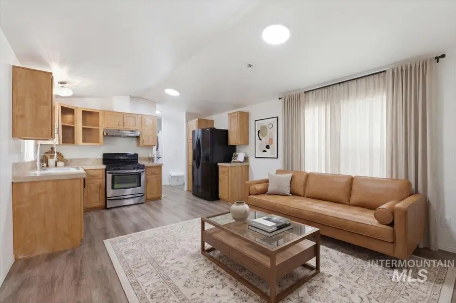 1325 N Arrow Ln, Boise, ID 83704 - #2