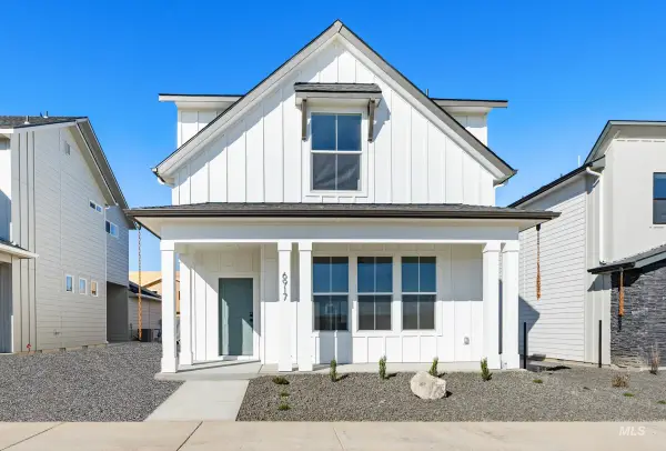 6917 S Harvest Cove Ave, Boise, ID 83709