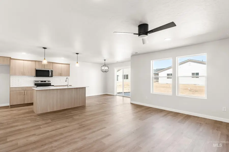 6612 W Black Butte Dr, Meridian, ID 83646 - #2