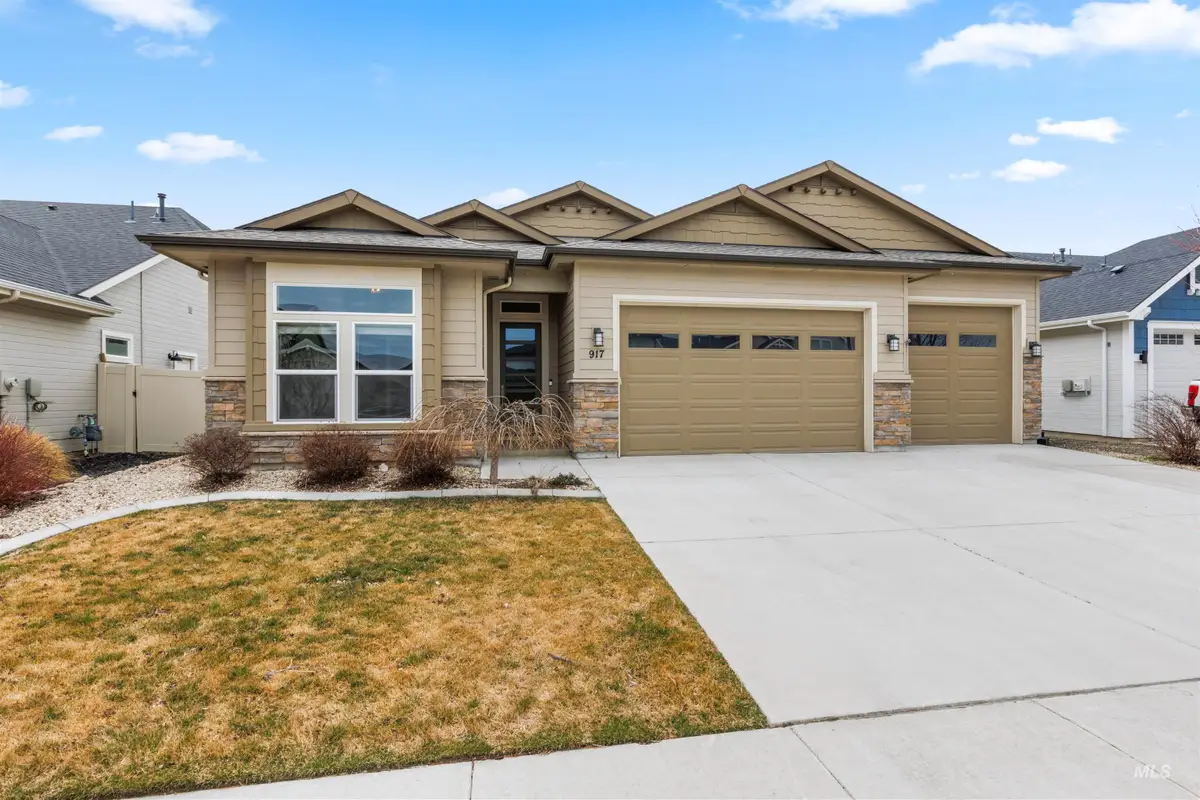 917 E Pascua Dr, Kuna, ID 83634 - #1