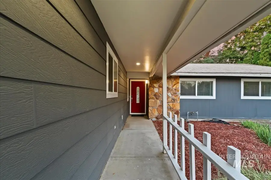 1929 N Crestmont Dr, Meridian, ID 83646 - #3
