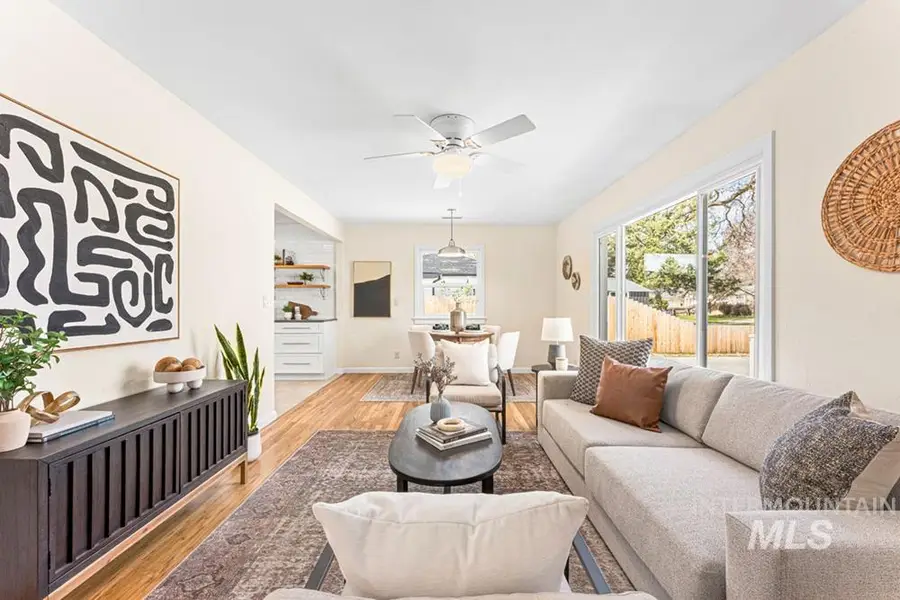 319 W Howe St, Boise, ID 83706 - #3