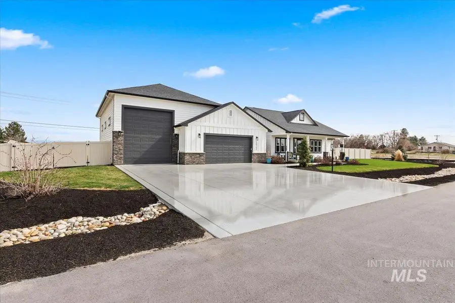 24792 Sienna Glenn, Middleton, ID 83644 - #3