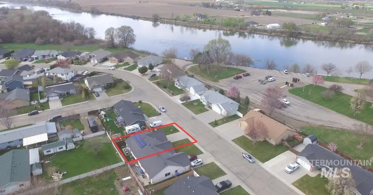 334 17th Ave North, Payette, ID 83661 - #1