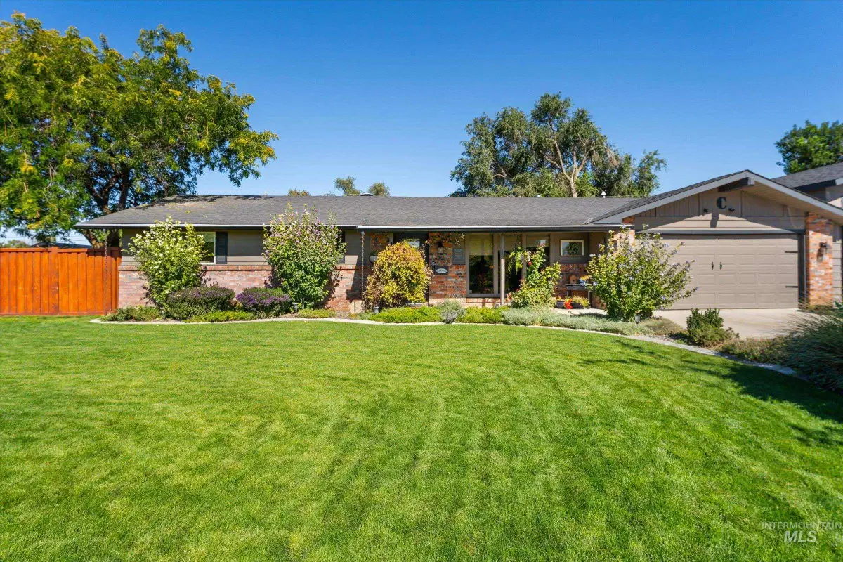 11832 Jerry Lee Ln, Nampa, ID 83651 - #1