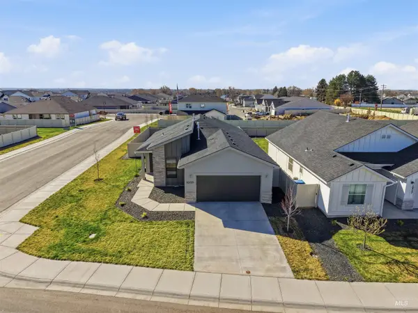 10723 W Garganey Drive, Star, ID 83369