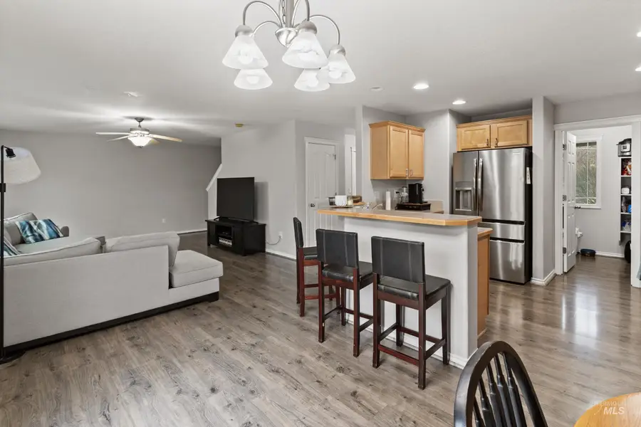 557 E Willow Ridge Ct, Kuna, ID 83634 - #3