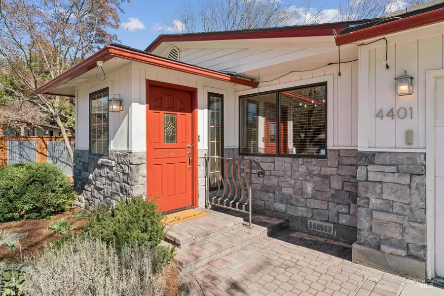 4401 W Castlebar Drive, Boise, ID 83703 - #2