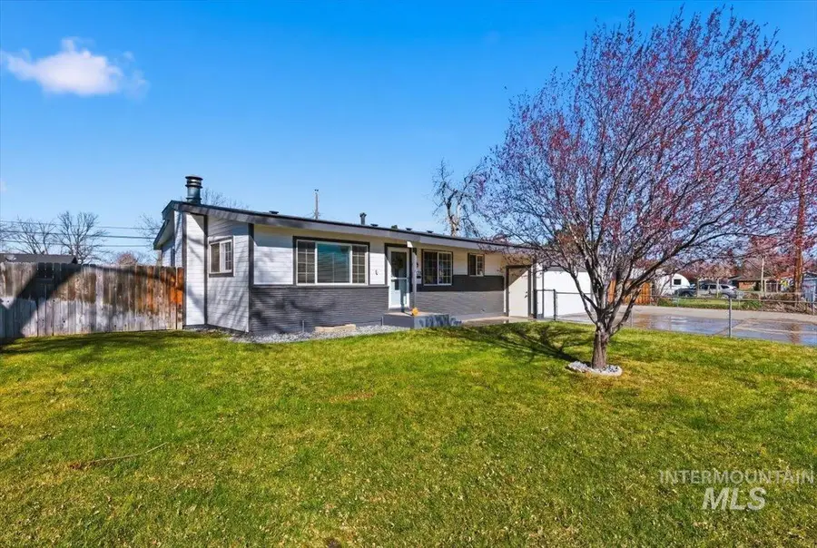 550 Gridley Drive, Mountain Home, ID 83647 - #2