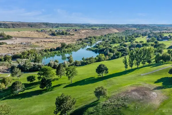 Lot 68A And Lot 68b Block 11 Clear Lake Pud Ph2, Buhl, ID 83316