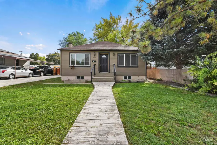 219 Meffan Ave, Nampa, ID 83651 - #2