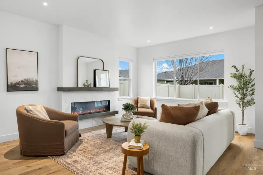 3057 N Lapis Ave, Meridian, ID 83646 - #2