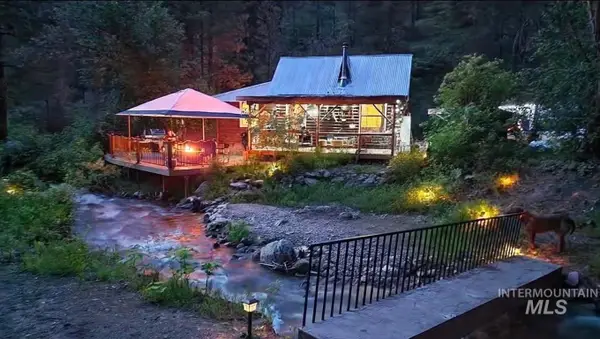 26 Yellow Pine, Boise, ID 83716