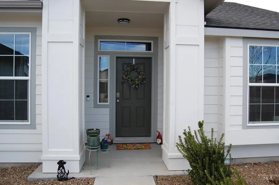 1935 SW Sharpshinned Ave., Mountain Home, ID 83674 - #2