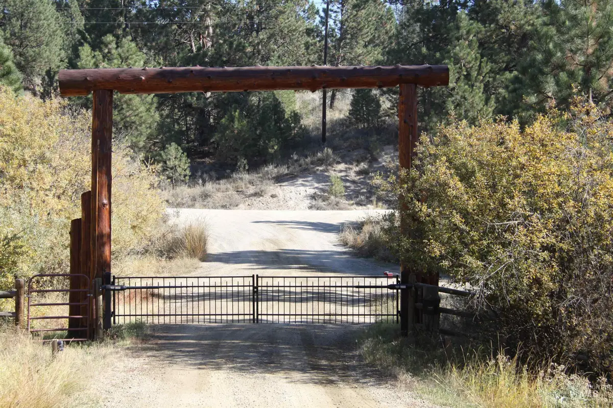 41 Vista Point Loop, Cascade, ID 83611 - #1