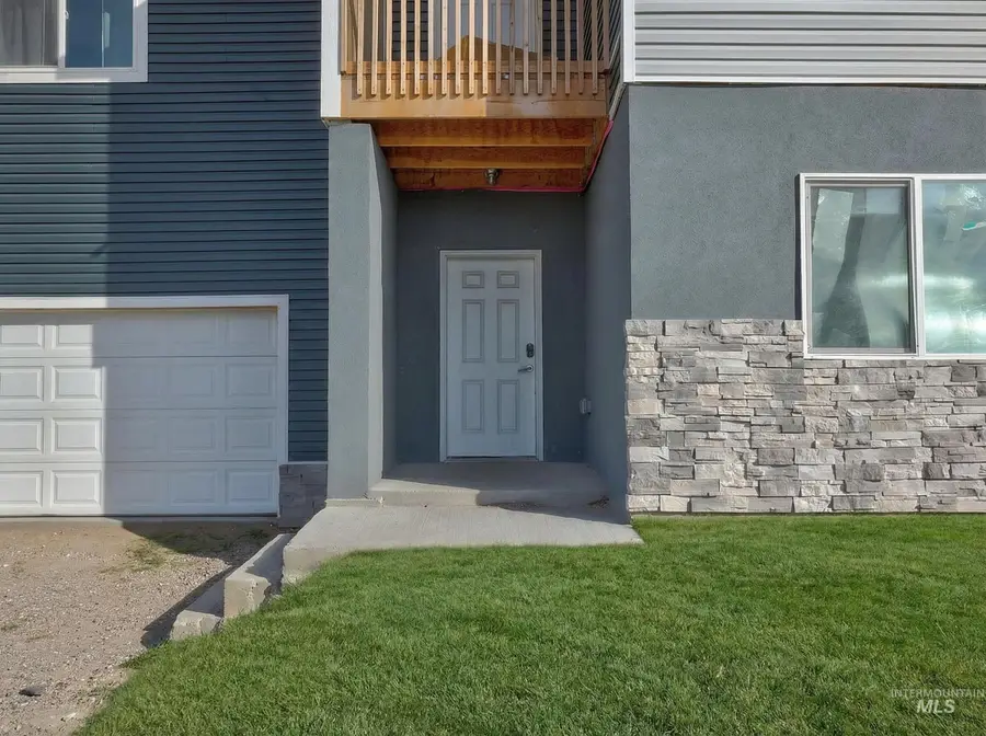 6354 E Panorama Dr, Idaho Falls, ID 83401 - #3