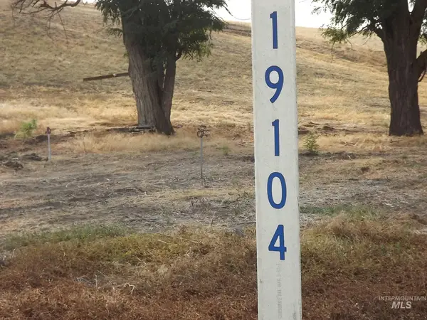 19104 Webb Road, Lewiston, ID 83501