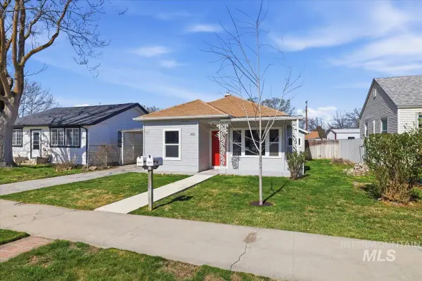 1011 10th Ave South, Nampa, ID 83651