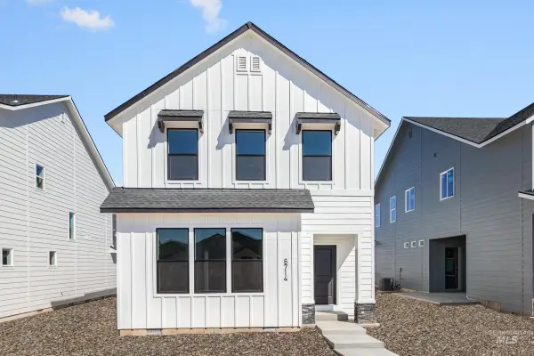 6714 W Redwood Creek Dr, Meridian, ID 83646