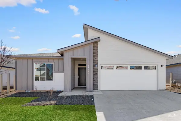 6543 W Plateau Creek Dr, Meridian, ID 83646