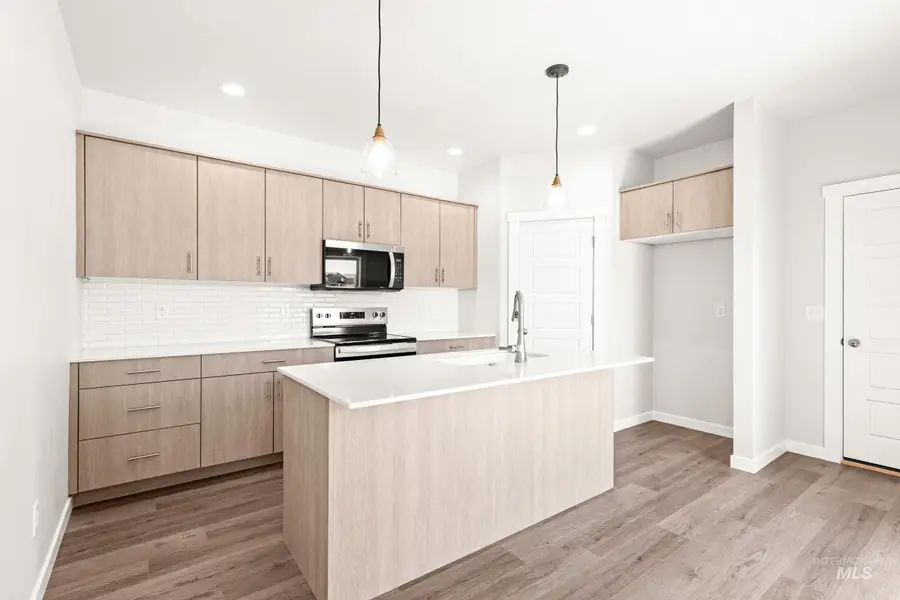 4228 N Camp Creek Ave, Meridian, ID 83646 - #3