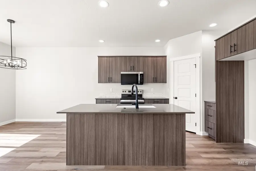 8238 E Cool River Lp, Nampa, ID 83687 - #3