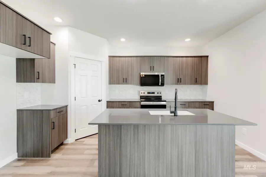 3101 E Mossy Creek Dr, Kuna, ID 83634 - #3