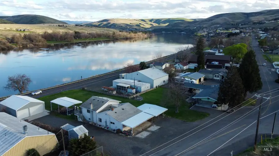 3015 Clemans Rd., Clarkston, WA 99403 - #3