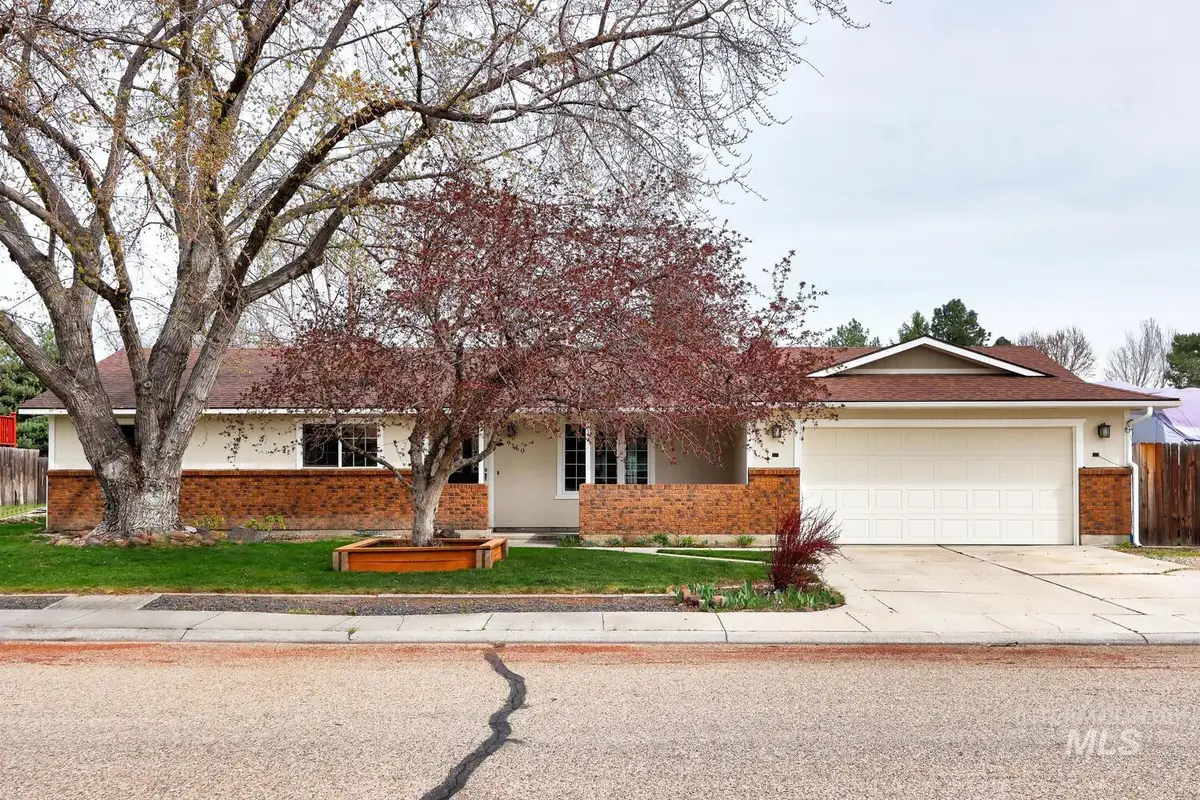 9160 W Austin St, Garden City, ID 83714 - #1