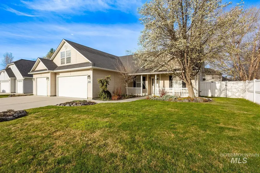 235 S Alcove Ave, Star, ID 83669 - #2