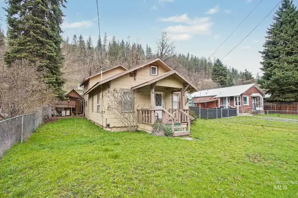 1250 Michigan Avenue, Orofino, ID 83544