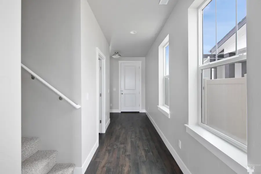 5918 W Parachute Dr, Meridian, ID 83646 - #2