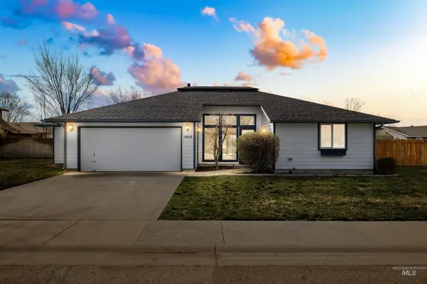 1009 W Crest Wood Cir, Meridian, ID 83642