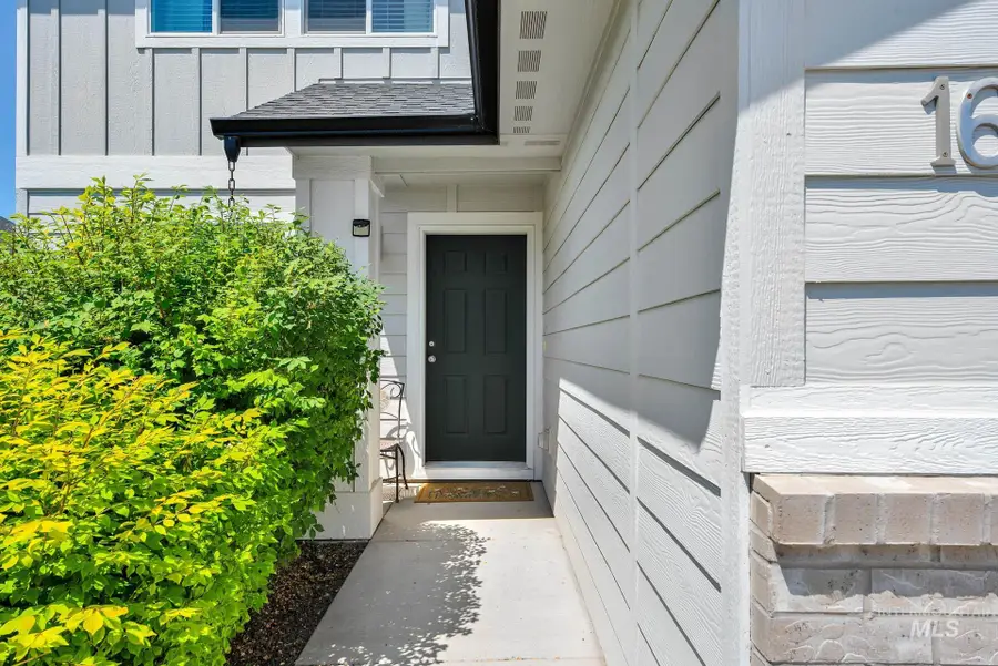 1629 N Bisque Ave, Kuna, ID 83634 - #2