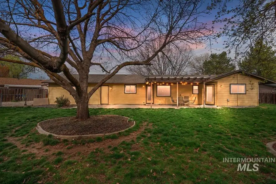 1063 E Victory Rd, Boise, ID 83706 - #3