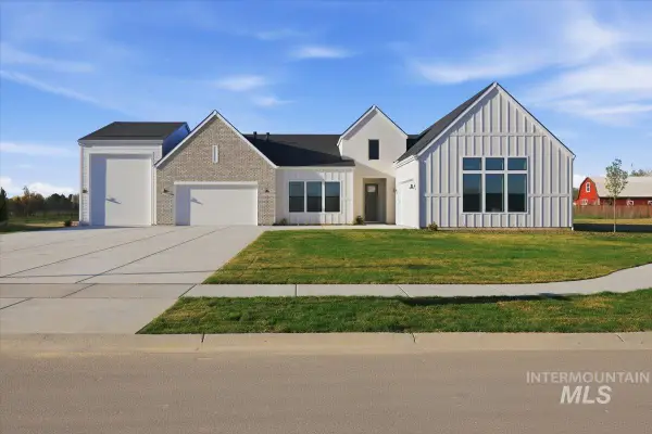 434 W Elkton Dr, Eagle, ID 83616